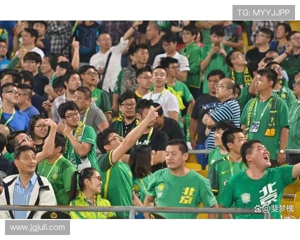 深夜畅聊看球时最想喊出你行你上的那些热血瞬间